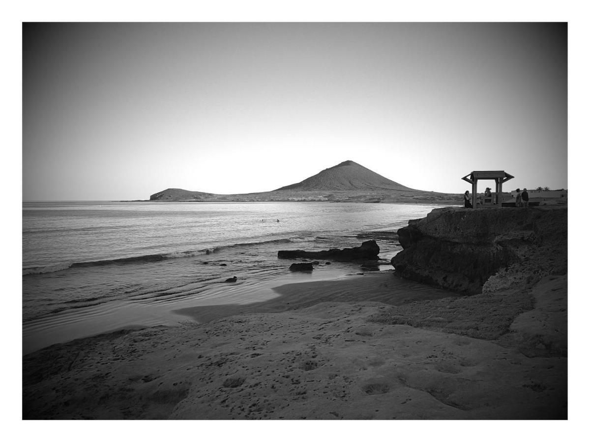 Alquilaencanarias El Medano Sotavento, Great Terrace And Beach Bagian luar foto